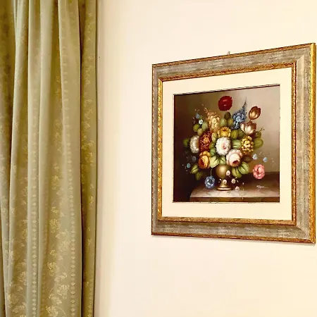Biagetti Bedrooms Гостевой дом *